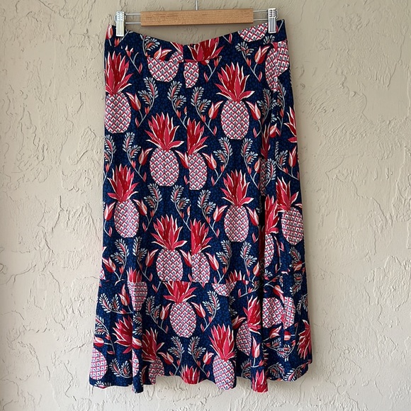 Boden pineapple print skirt red and navy blue size 8P - Picture 3 of 4